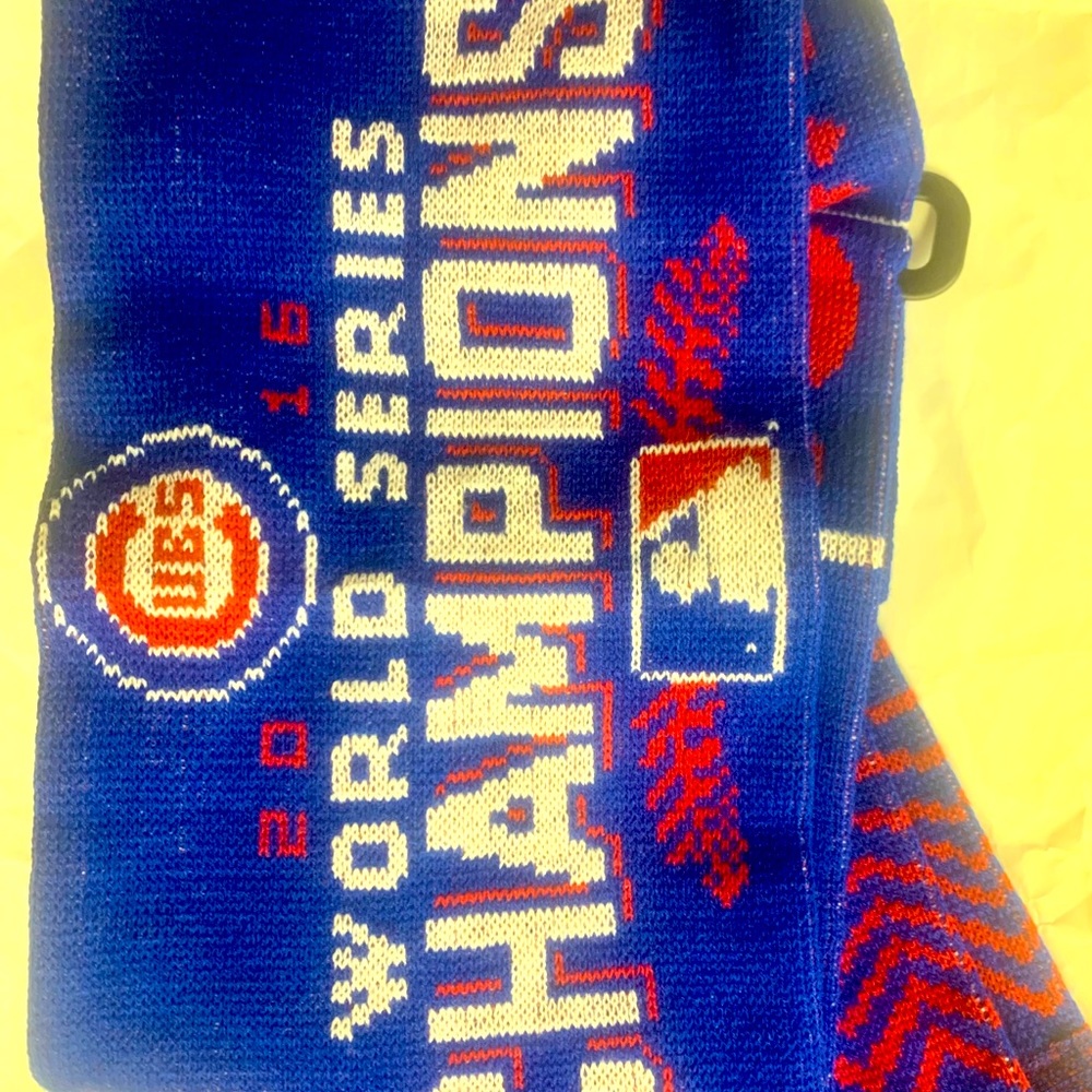 Brand New 2016 Chicago Cubs World Series Scarf